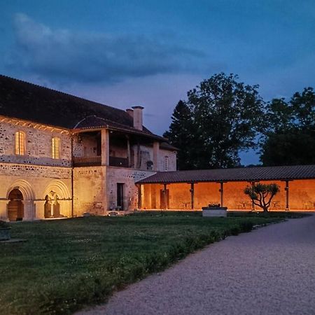 Bed and Breakfast Abbaye Saint Gilbert Экстерьер фото