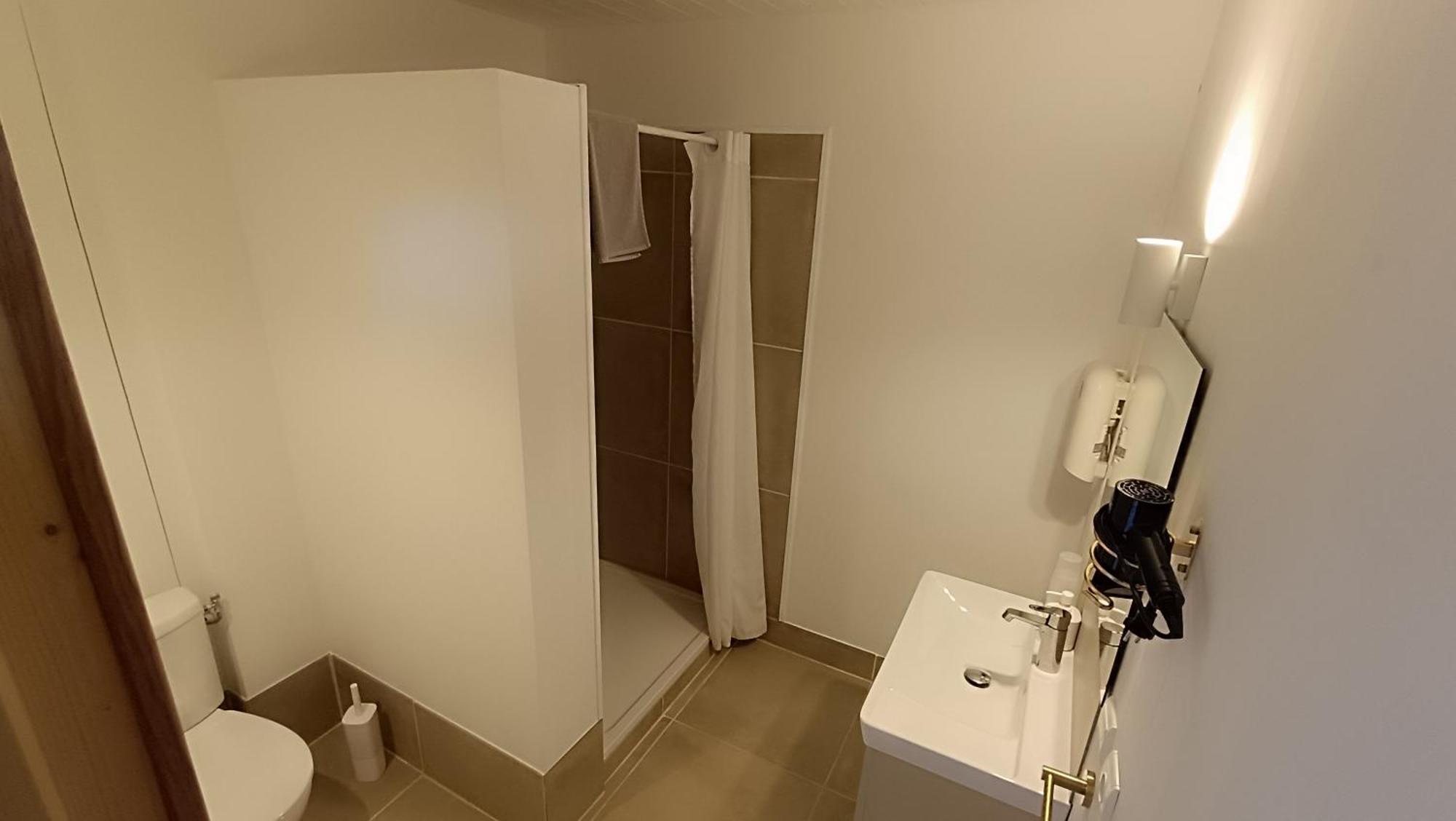 Bed and Breakfast Abbaye Saint Gilbert Экстерьер фото